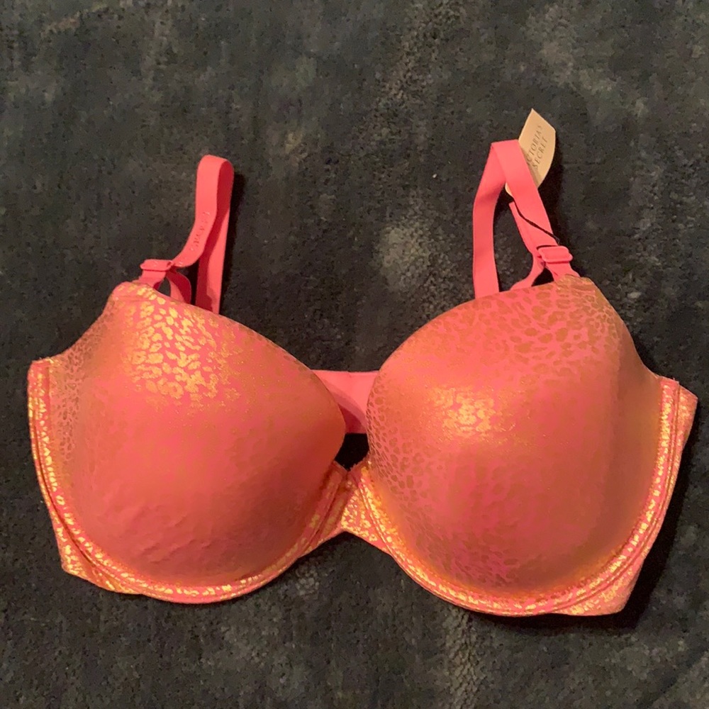 Victoria Secret NWT pink bra golden accents